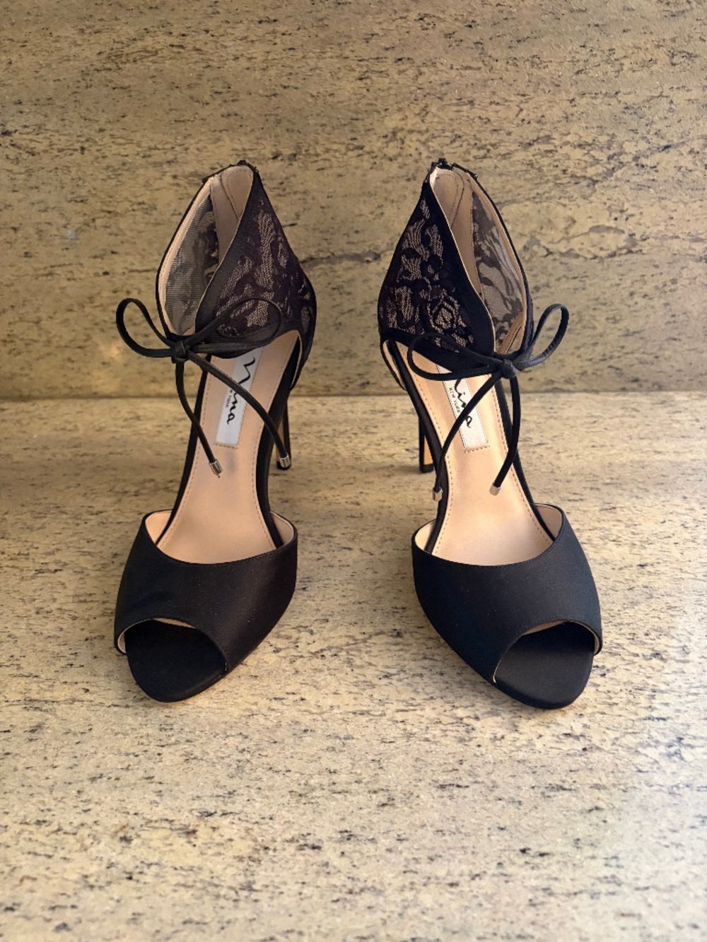 NINA BLACK SATIN/LACE SHOES SIZE 7.5M